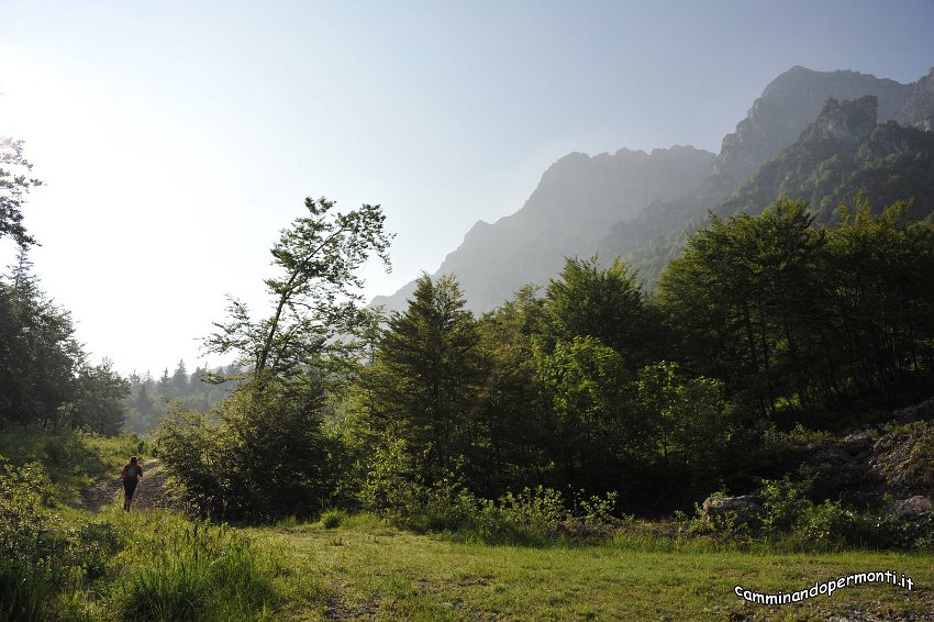 011 Sentiero dell Amicizia Monte Alben La Croce.JPG